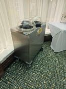 Tournus 808172UK double-stack mobile heated plate lowerator, designed for commercial catering