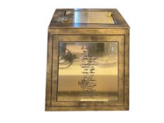 A PERSONALIZED HENNESY GIFT TOAST TO WARREN TRIPP RECOGNIZING HIS HONESTY AND INTEGRITY IN BUSINESS