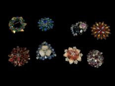 EIGHT VINTAGE LADIES COSTUME JEWELRY RHINESTONE BROOCHES FEATURING BRIGHT GREENS, REDS, AND BLUES
