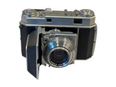 VINTAGE KODAK RETINA IIA 35MM CAMERA WITH KODAK RETINA-XENON F:2/50MM SCHNEIDER-KREUZNACH LENS
