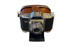 ZEISS IKON IKONTA 35MM CAMERA WITH NOVAR-ANASTIGMAT 1:3,5 F=45MM LENS