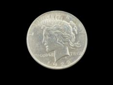 1922 U.S. PEACE SILVER DOLLAR AU