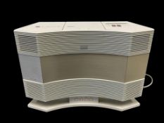 BOSE ACOUSTICWAVE MUSIC SYSTEM RADIO WITH AM/FM/ TAPE/ AUX