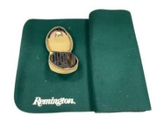 REMINIGTON ARMS LONG GUN MAT AND M9 9MM GUN CLEANING KIT IN POUCH