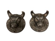 VINTAGE CAST IRON BULL PLAQUE USED IN THE 19TH AND 20TH CENTURY, ADVERTISING SIGN FOR BUTCHER SHOP
