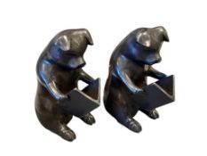 SPI METAL READING PIG FIGURAL BOOKENDS SAN PACIFIC INTL.