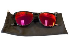 MENS OAKLEY MANORBURN PRIZM LENS SUNGLASSES 56-17 WITH OAKELY SOFT POUCH