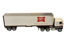 VINTAGE GMC COE MILLER BEER TRACTOR TRAILER WITH BOX TRAILER PLASTIC KIT MODEL