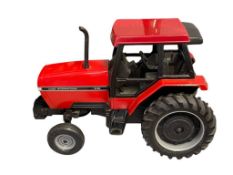 ERTL CASE INTERNATIONAL 5120 DIE-CAST TRACTOR MODEL