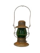 INTRODUCED IN 1887 DIETZ STANDARD NO. 39 STEEL CLAD RAILROAD LANTERN WITH GREEN GLASS SHADE