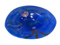 1992 STUDIO HAND BLOWN ART GLASS COBALT BLUE CONTEMPORARY BOWL SIGNED BY ARTIST DONALD CARLON