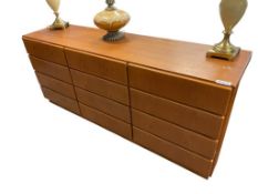 MID-CENTURY DANISH MODERN KOMFORT TEAK 12-DRAWER DRESSER BEDROOM FURNITURE
