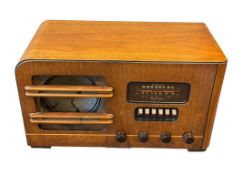 1940'S MONTOGOMERY WARDS AIRLINE RADIO MODEL 04BR-720A SHORTWAVE AIRLINE RADIO