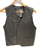 MENS BLACK LEATHER VEST AMERICAN FLAG ON REVERSE SIZE SMALL