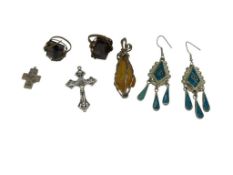 VNITAGE JEWELRY INCLUDING RINGS, ALPACA DANGLE EARRINGS, AND PENDANTS
