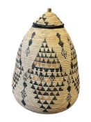 ZULU SOUTH AFRICAN UKHAMBA BEER BASKET GEOMETRI DESIGN COILED BASKET WITH TOP