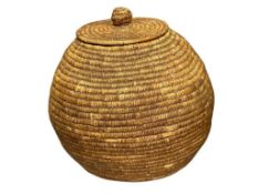 ANTIQUE ALASKAN YUPIK ESKIMO COILED COVERED BASKET GRASS COIL BASKET WITH LID