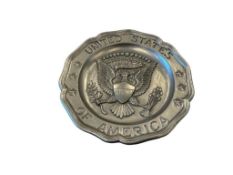 1972 SEXTON AVON FREEDOM PEWTER PLATE AND LUSTRO NYLON US FLAG