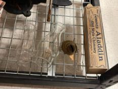 20TH CENTURY CLEAR GLASS OIL LAMP / HURRICA LAMP CHIMNEY