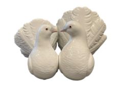 LLADRO 1169 COUPLE OF DOVES ARTIST SIGNED PORCELAIN FIGURINE RETIRED 1991