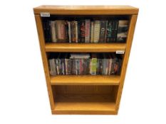 THREE TIER OAK BOOKSHELF