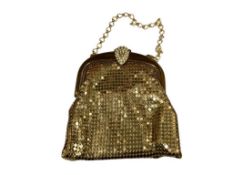 VINTAGE WHITING & DAVIS GOLD TONE METAL MESH WRISTLET SMALL PURSE
