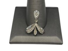 10K WHITE GOLD DIAMOND DANGLE PENDANT