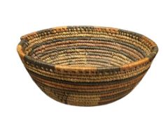 ANTIQUE NATIVE AMERICAN APACHE SUNFLOWER COILED BASKET