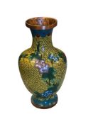20TH CENTURY CHINESE EXPORT CLOISONNE ENAMELED FLORAL DECORATED BUD VASE