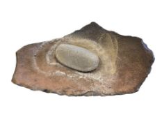 LATE 19TH CENTURY NATIVE AMERICAN ROCK METATE AND MANO GRINDING STONE PRIMITIVE TOOL / ARTIFACT
