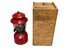 1960'S VINTAGE COLEMAN RED SINGE MANTLE CAMPING GAS LANTERN
