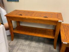 CONTEMPORARY MISSION STYLE OAK GRAIN SOFA TABLE