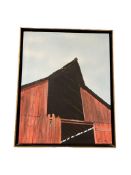 1972 VINTAGE ORIGINAL OIL ON CANVAS PAINTING OF AN OLD BARN SIGNED J. WEAVER