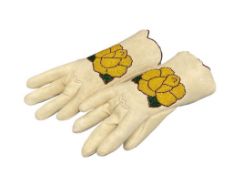 VINTAGE BUCKSKIN ROSE F TEXAS YELLOW FLOWER BEADED GLOVES