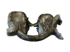 VINTAGE INUIT BLACK SOAPSTONE HAND CARVED ROMANTIC LOVERS SCULPTURE