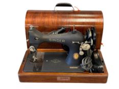 1951 SINGER MODEL 99 ELECTRIC PORTABLE / TRAVEL SEWING MACHINE WITH BENTWOOD CASE SERIAL AK199946