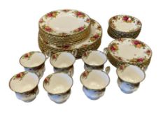 ROYAL ALBERT OLD COUNTRY ROSES ENGLISH BONE CHINA DINNERWARE SET, SETTING FOR 8