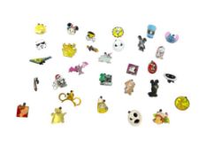 30 SIGNED DISNEY MICKEY MOUSE PINS INCLUDING MANY HOLIDAY AND VILLAIN PINS