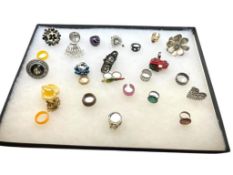 26 NOVELTY AND FUN TO WEAR RINGS