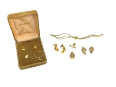 ASSORTED GOLD TONE AND GOLD FILLED JEWELRY