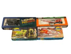 HO SCALE LIONEL, LIFE-LIKE AND ATHEARN OPERATING CRANE CARS ALL IN ORIGINAL BOX