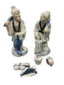 CHINESE PORCELAIN BLUE AND WHITE ELDER COUPLE FISHERMAN AND WOMAN