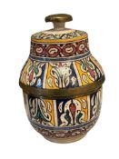 VINTAGE MOROCCAN CERAMIC MOORISH PATTERN GLAZED BUTTERPOT FEZ WITH BRASS TRIM AND KNOB HANDLE TOP