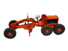 1950'S NY-LINT / NYLINT TOYS PRESSED STEEL CONSTRUCTION TOY ROAD GRADER