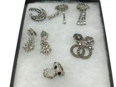 FIVE PAIRS OF RHINESTONES EARRINGS INCLUDING FOUR CLIP-BACKS AND ONE POSTS