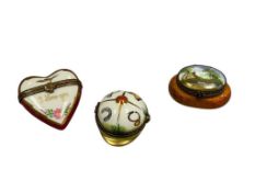 THREE PORELAIN HANDPAINTED FIGURAL LIMOGES PILL / TRINKET BOXES