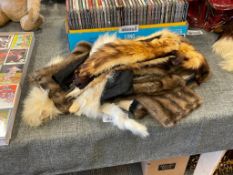 ASSORTED VINTAGE LADIES FASHION FUR SCARF, COLLAR, CUFFS