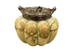 VICTORIAN MOUNT WASHINGTON GLASS COMPANY HAND BLOWN GLASS BISCUIT BARREL / JAR CIRCA 1890