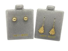 TWO PAIRS OF 14K YELLOW GOLD EARRINGS INCLUDING CHRISTMAS TREE DANGLES AND 5MM GOLD BALLS