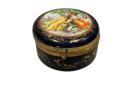 ANTIQUE AUSTRIA PORCELAIN TRINKET / JEWELRY BOX WITH ILLUSTRATED TOP